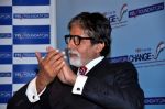 Amitabh Bachchan at Yes Bank Awards event in Mumbai on 1st Oct 2013 (32).jpg